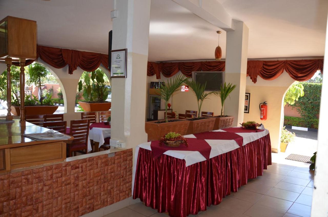 Sunset Hotel Entebbe Exterior photo