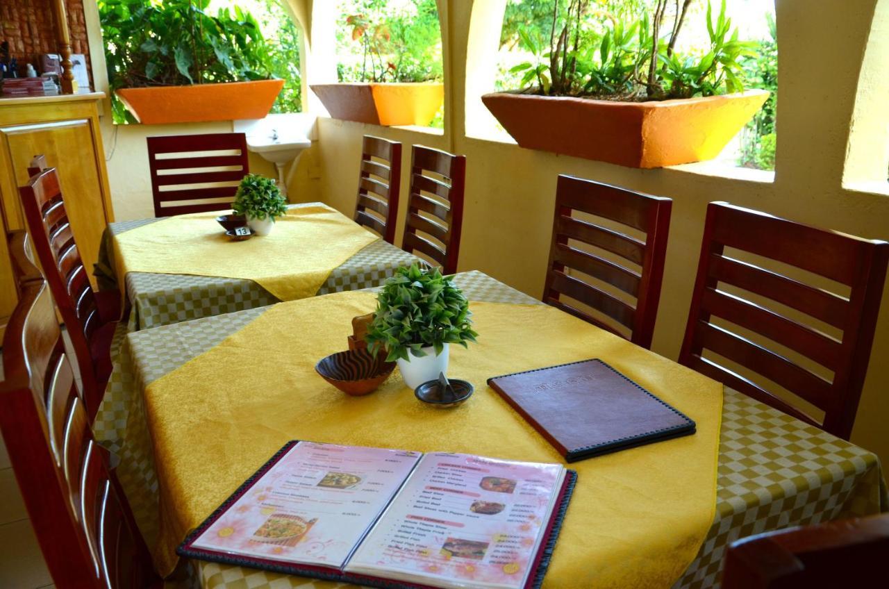 Sunset Hotel Entebbe Exterior photo