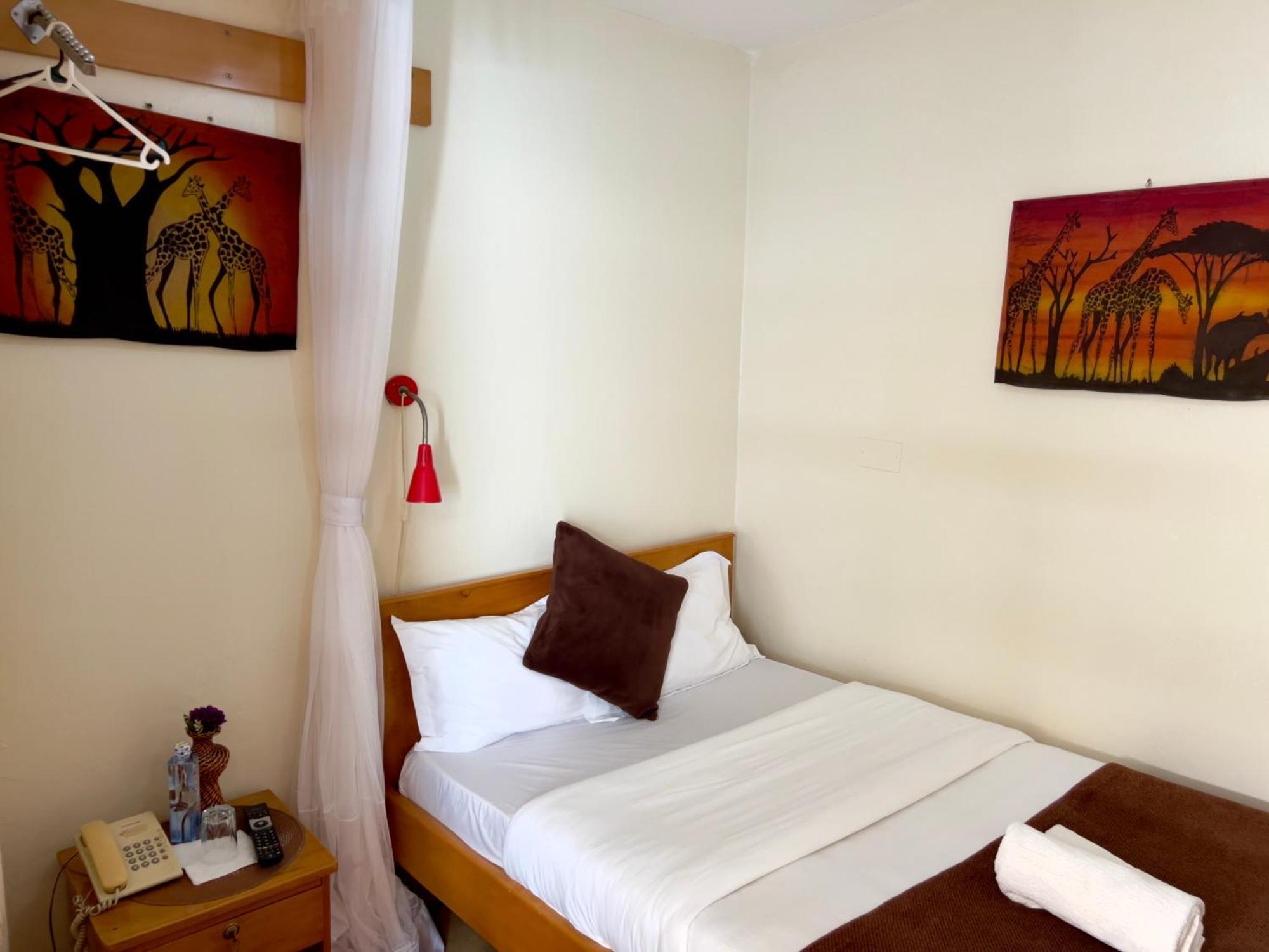 Sunset Hotel Entebbe Exterior photo
